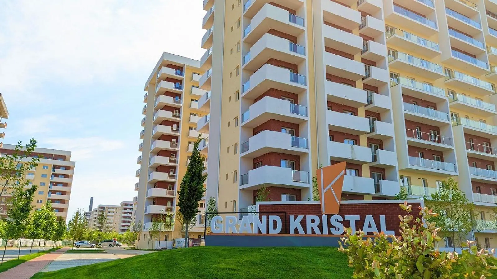 Emerald By Kristal Collection Bucharest Apartment